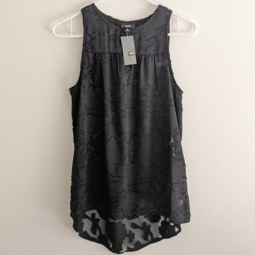 NWT Romantic Delicate Floral Embellished Back Top